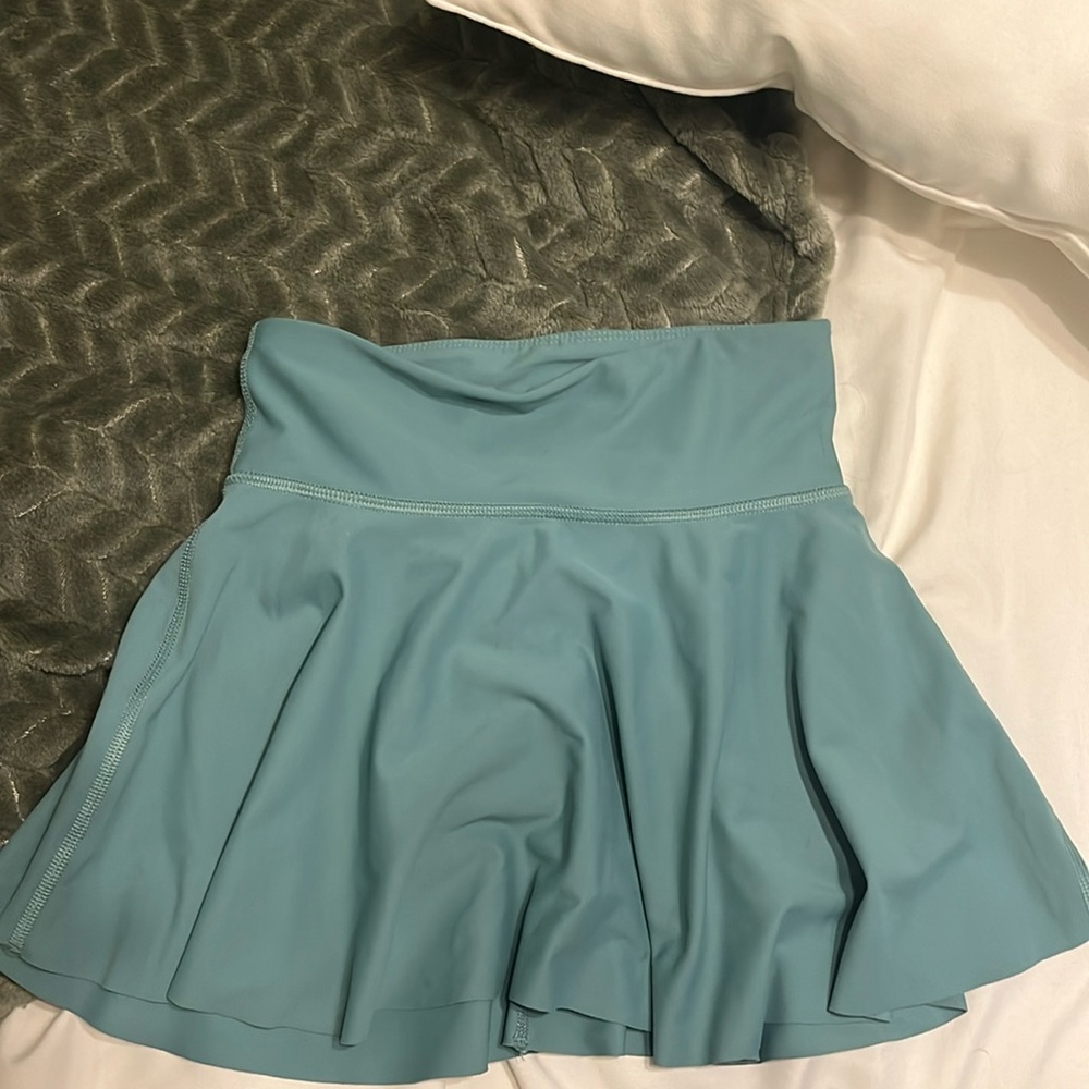 Teal old navy athletic skort girls size medium (8)